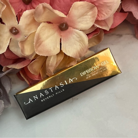 Anastasia Beverly Hills Mini DIPBROW® Gel - in Ebony - Picture 3 of 6